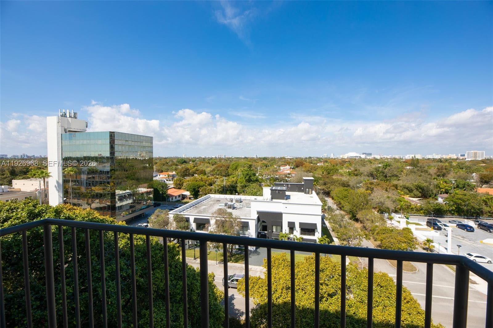 BRICKELL WAY CONDO · #703 in Miami - Photo 18