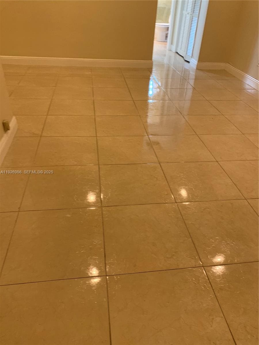 SEVENTEENTH GREEN CONDO · #204 in Hallandale Beach - Photo 7