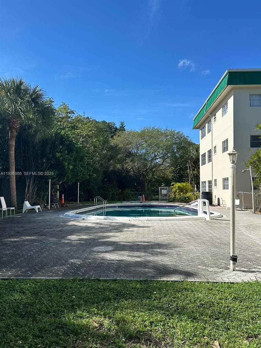 SEVENTEENTH GREEN CONDO · #204 in Hallandale Beach - Photo 19