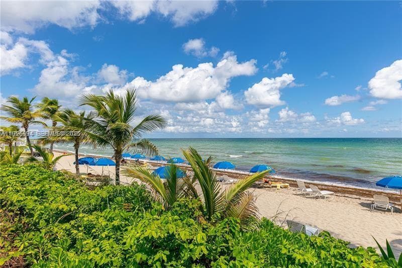 PARKER PLAZA CONDO ESTATE · #2225 in Hallandale Beach - Photo 21