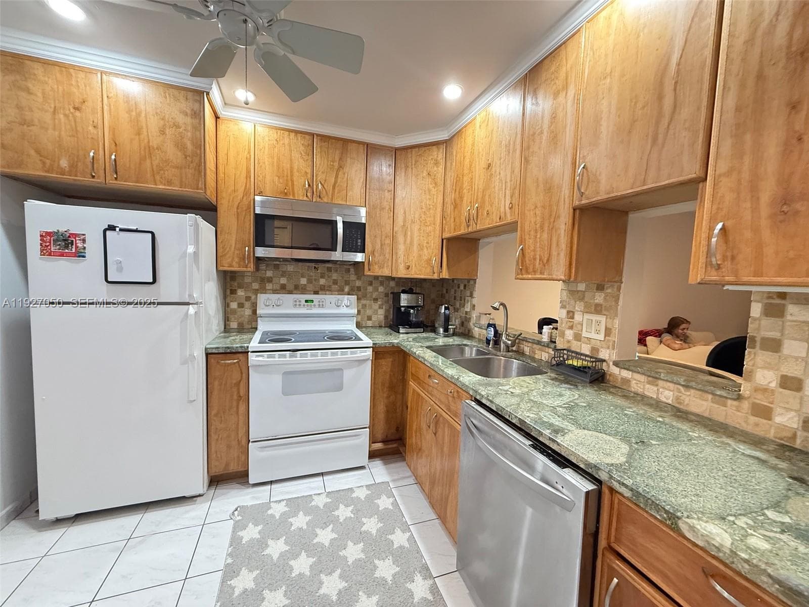 MEADOWBROOK TOWERS CONDO · #404 in Hallandale Beach - Photo 2