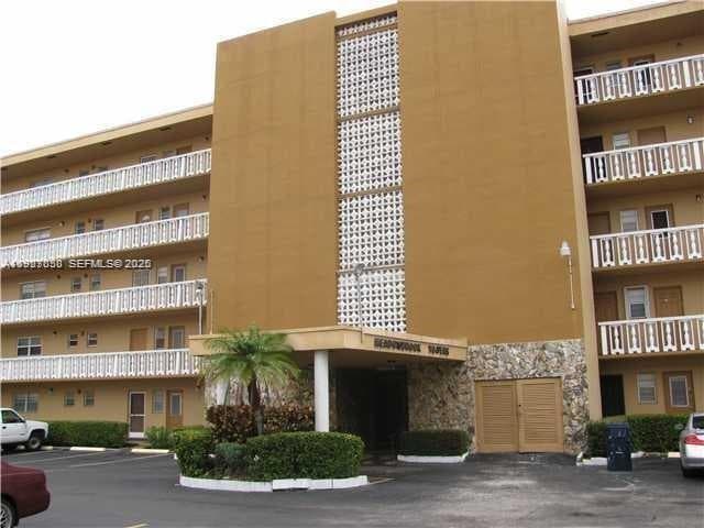 MEADOWBROOK TOWERS CONDO · #404 in Hallandale Beach - Photo 1