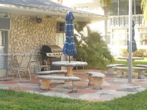 MEADOWBROOK TOWERS CONDO · #404 in Hallandale Beach - Photo 10