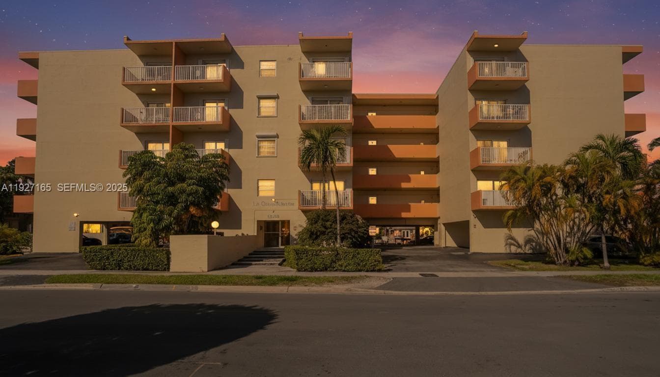 LA CANADIENNE CONDO · #308 in North Miami Beach - Photo 46
