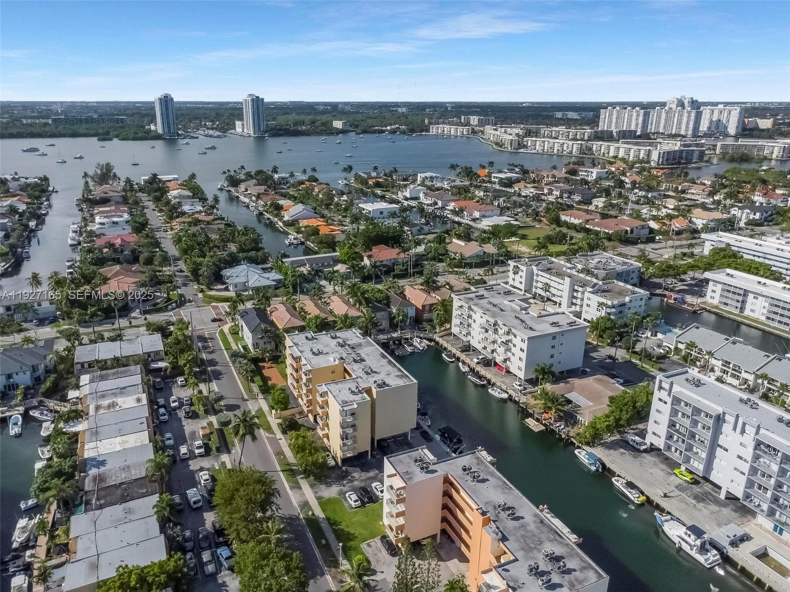 LA CANADIENNE CONDO · #308 in North Miami Beach - Photo 43