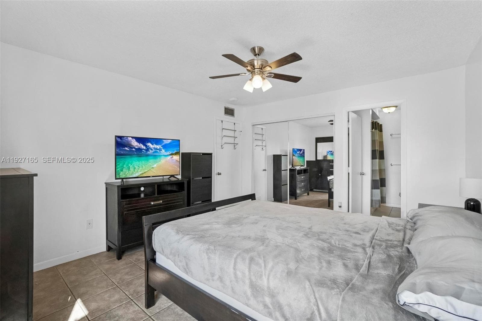 LA CANADIENNE CONDO · #308 in North Miami Beach - Photo 18