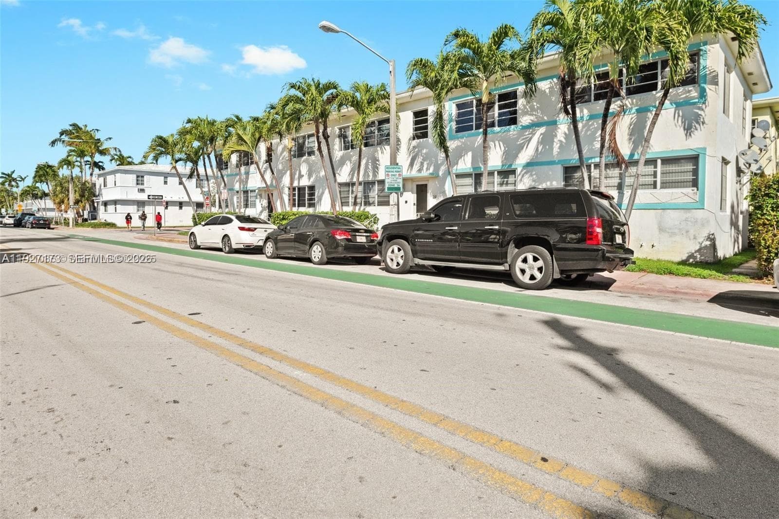 RITZ ROYAL PALM CONDO · #6 in Miami Beach - Photo 22