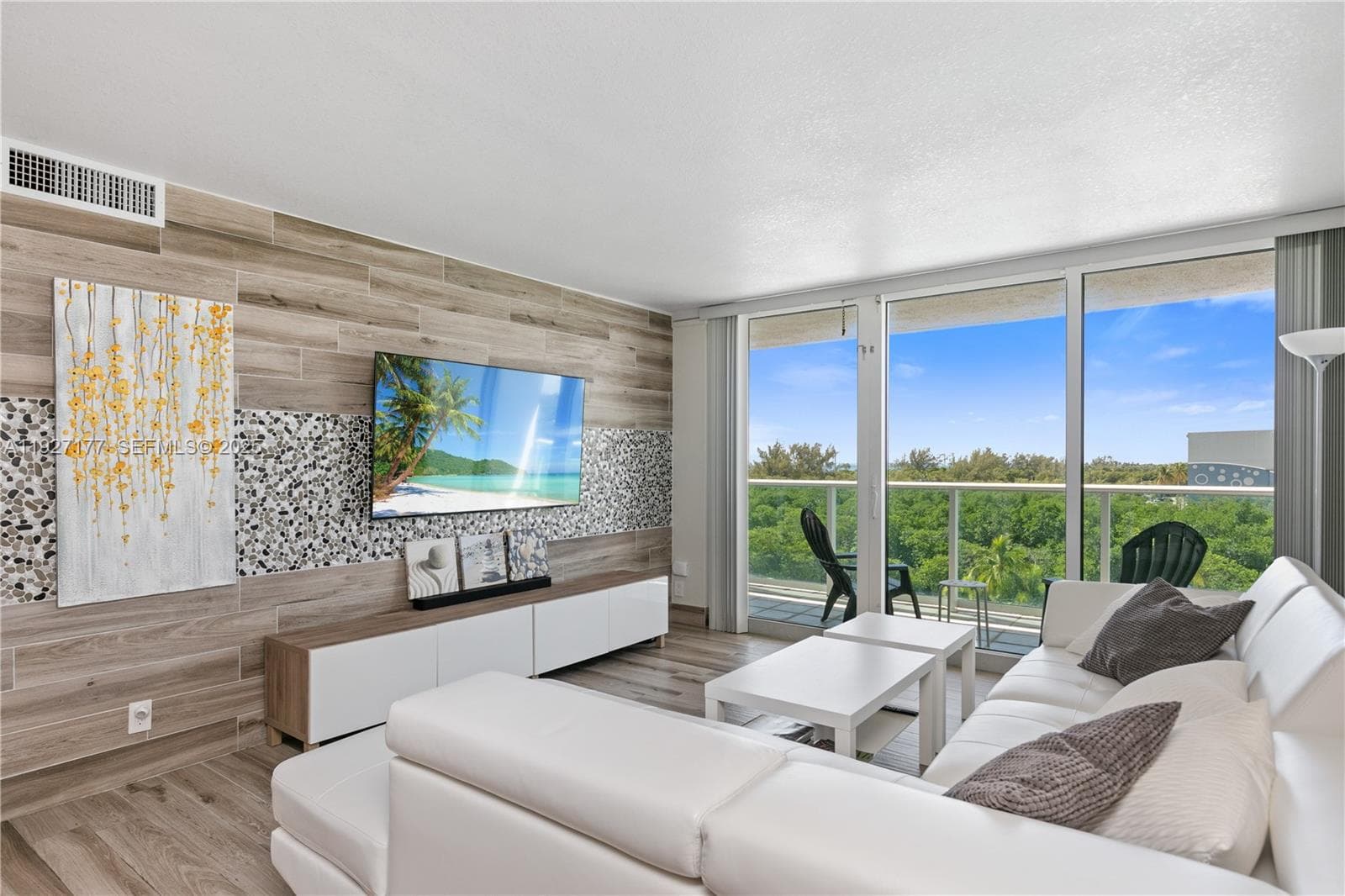 ARLEN HOUSE EAST CONDO · #625 in Sunny Isles Beach - Photo 2
