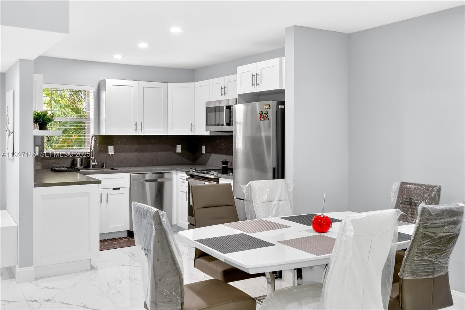410 2ND STREET CONDOMINIU · #111 in Hallandale Beach - Photo 4
