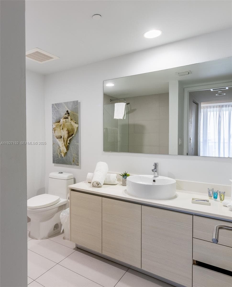 BEACHWALK CONDOMINIUM · #R708 in Hallandale Beach - Photo 11