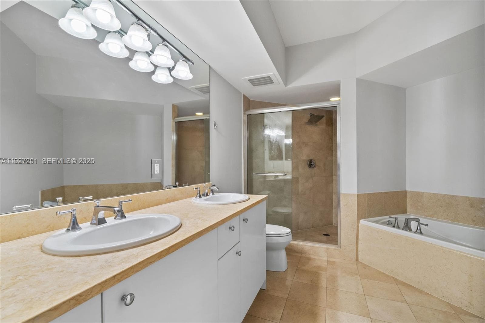 TURNBERRY VILLAGE SOUTH · #1112 in Aventura - Photo 18