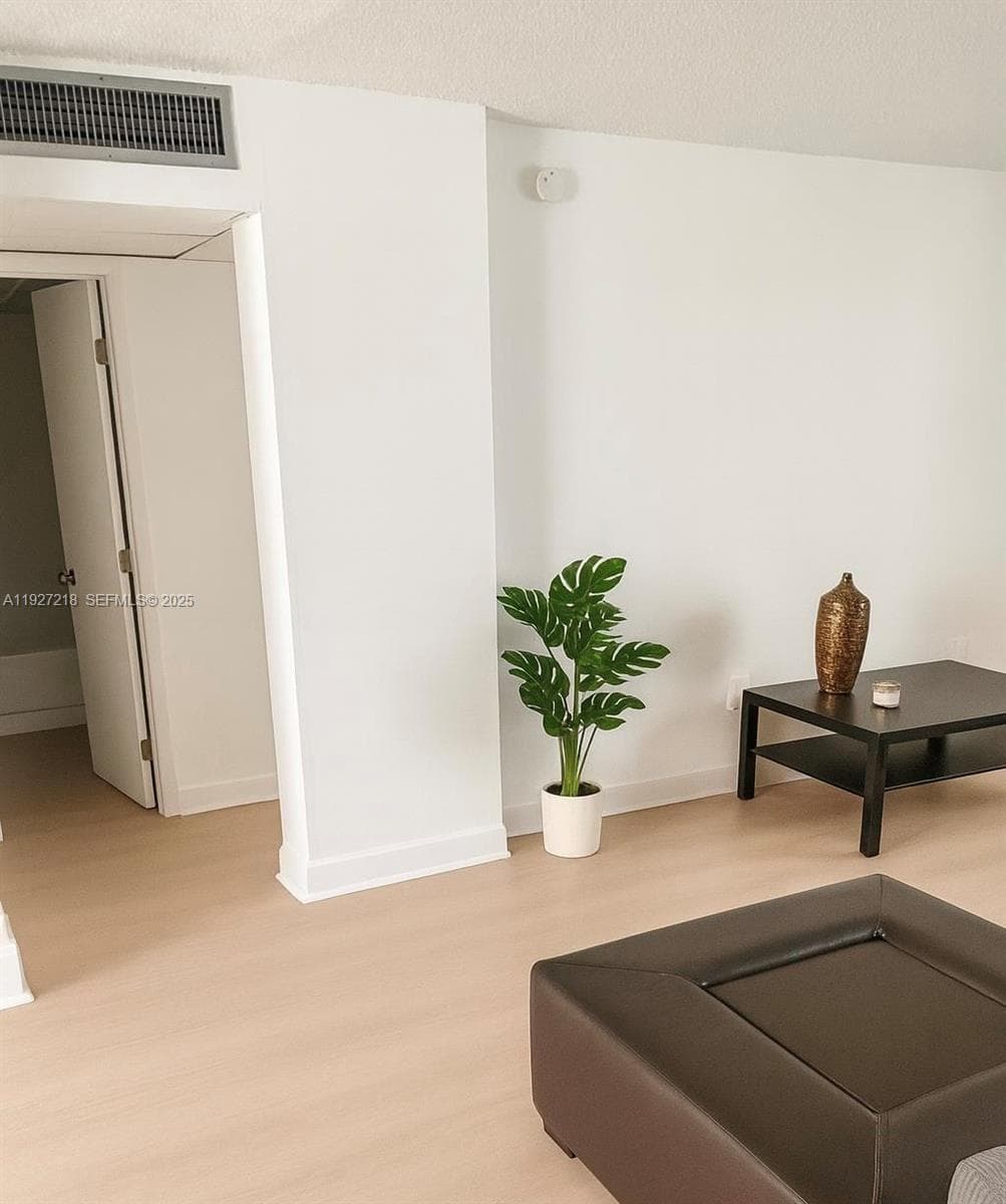 THE MERIDIAN CONDO · #502 in Miami Beach - Photo 21