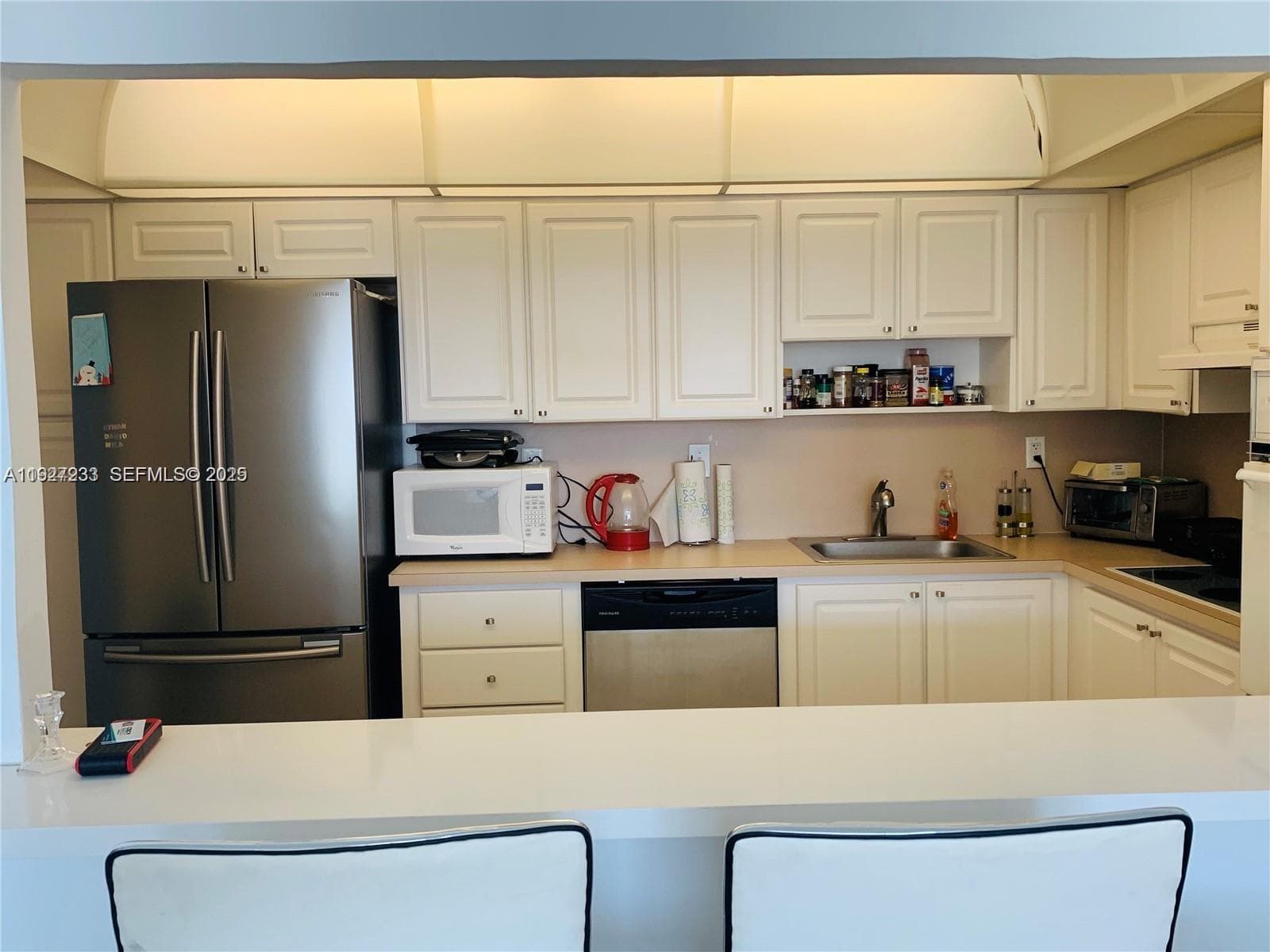 OCEANVIEW · #1423 in Sunny Isles Beach - Photo 3