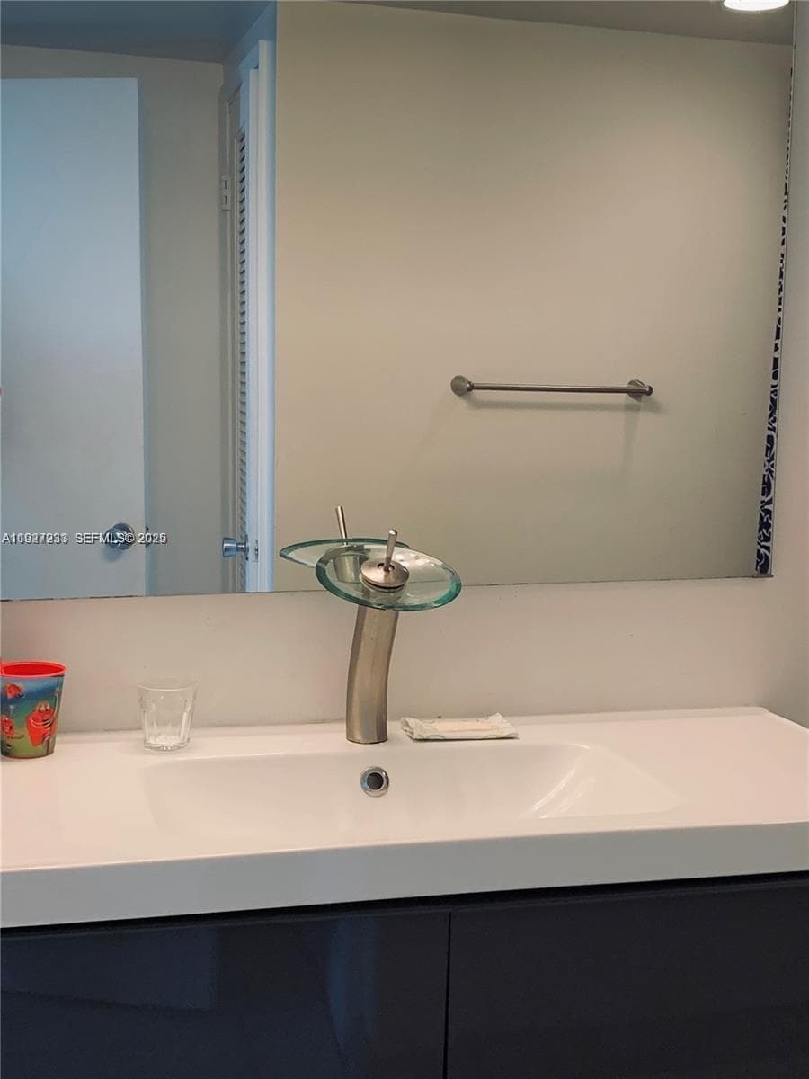 OCEANVIEW · #1423 in Sunny Isles Beach - Photo 9