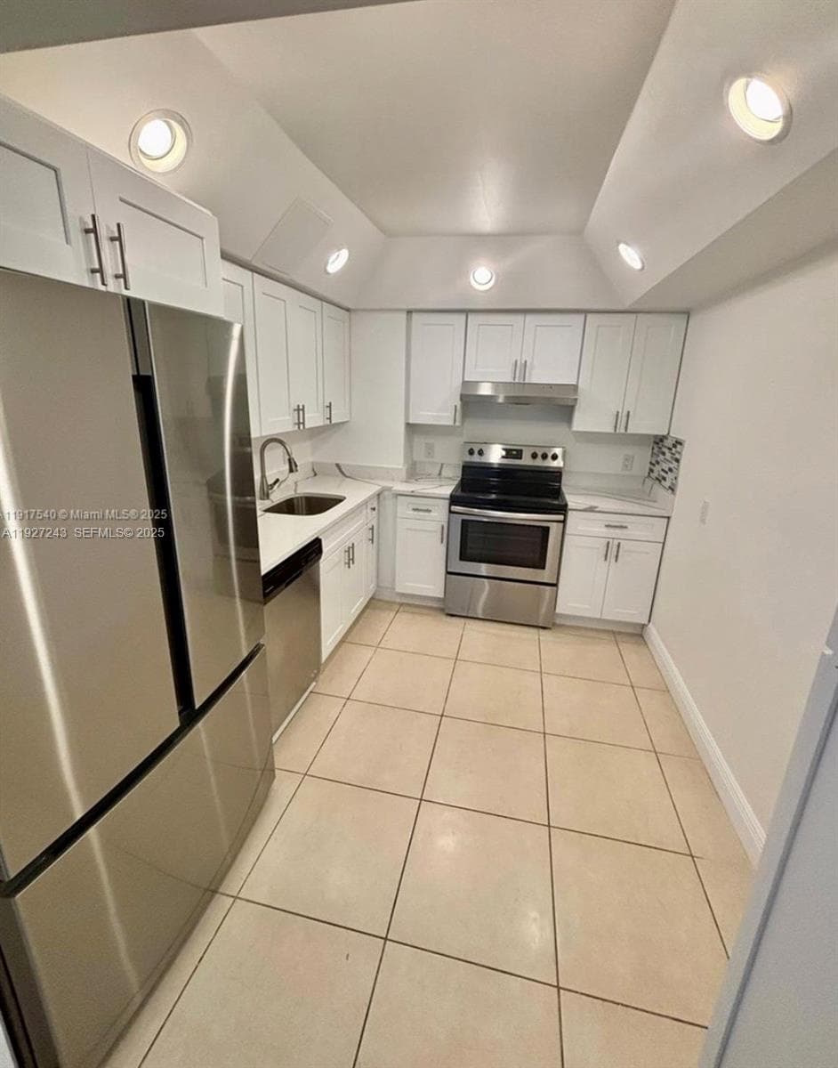 ARLEN HOUSE EAST CONDO · #903 in Sunny Isles Beach - Photo 8