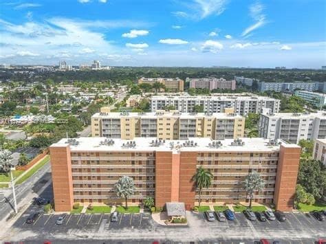 Meadowbrook · #308 in Hallandale Beach - Photo 12