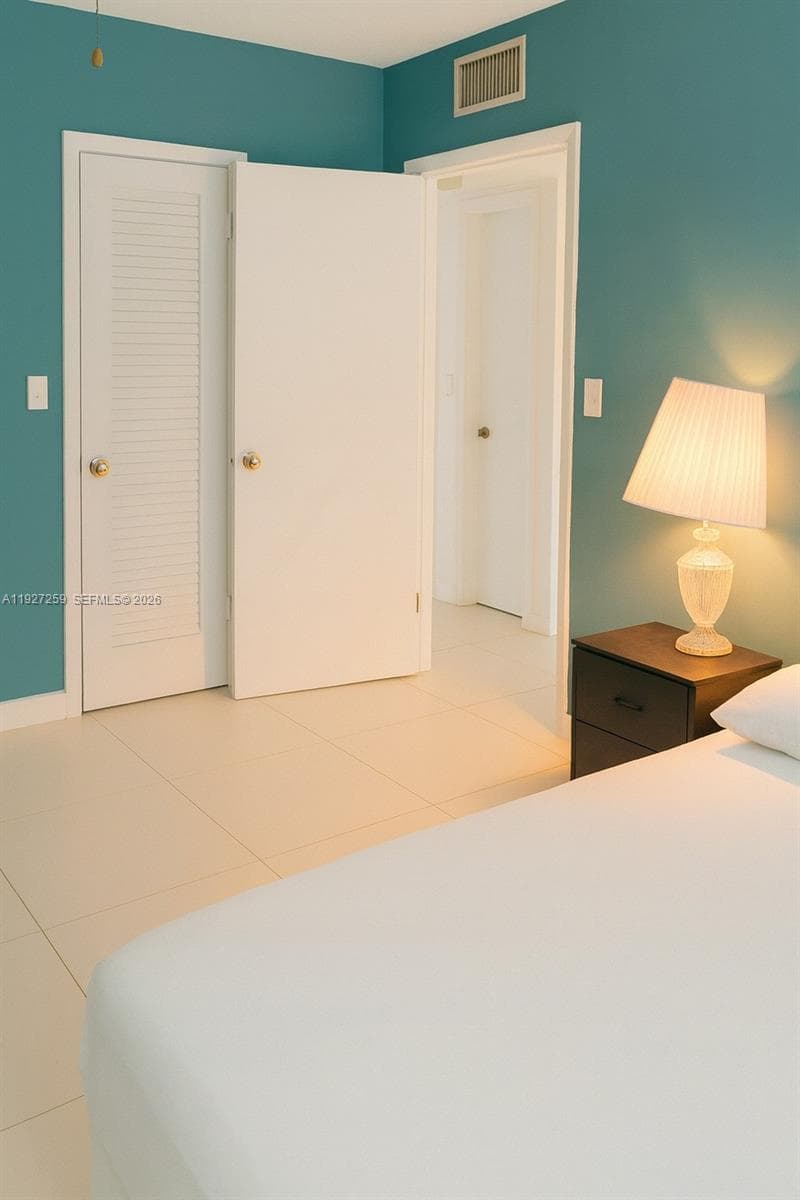 Meadowbrook · #308 in Hallandale Beach - Photo 20