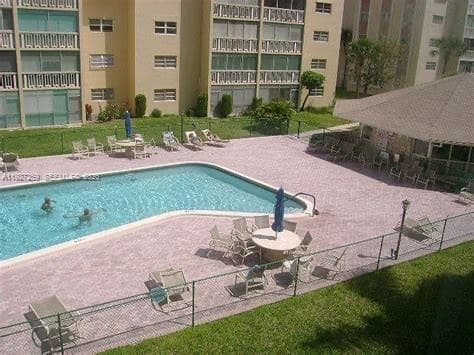 Meadowbrook · #308 in Hallandale Beach - Photo 11