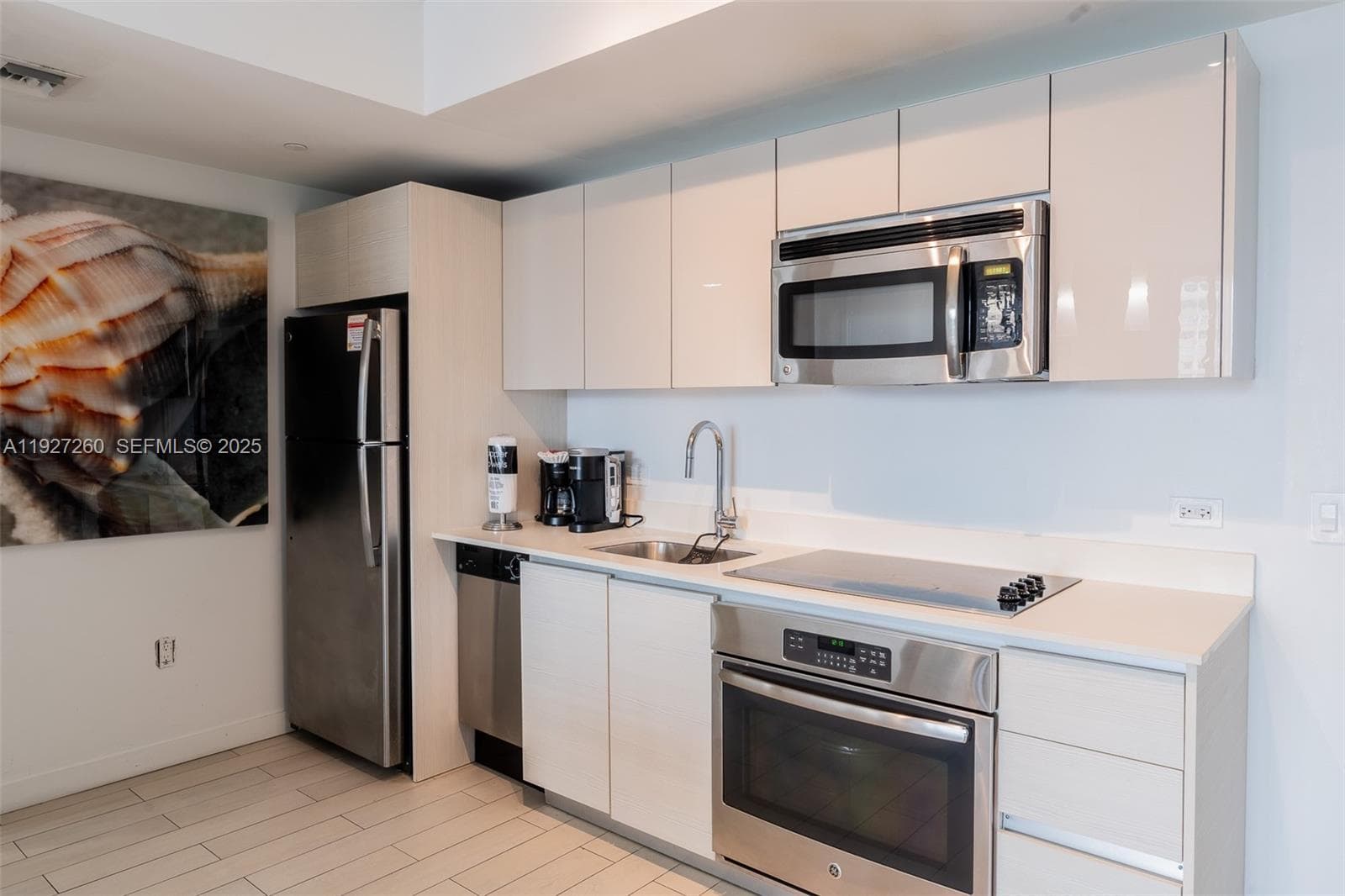 BEACHWALK CONDOMINIUM · #R809 in Hallandale Beach - Photo 7