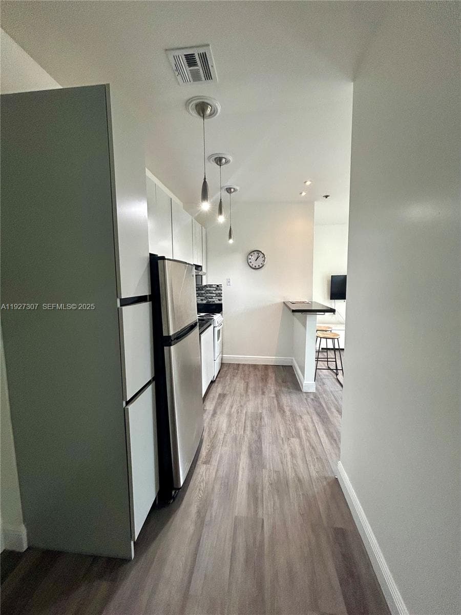 DORANN CONDO · #305 in Miami Beach - Photo 5