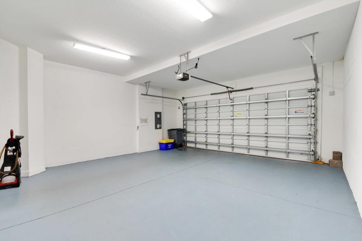 2 Car Garage