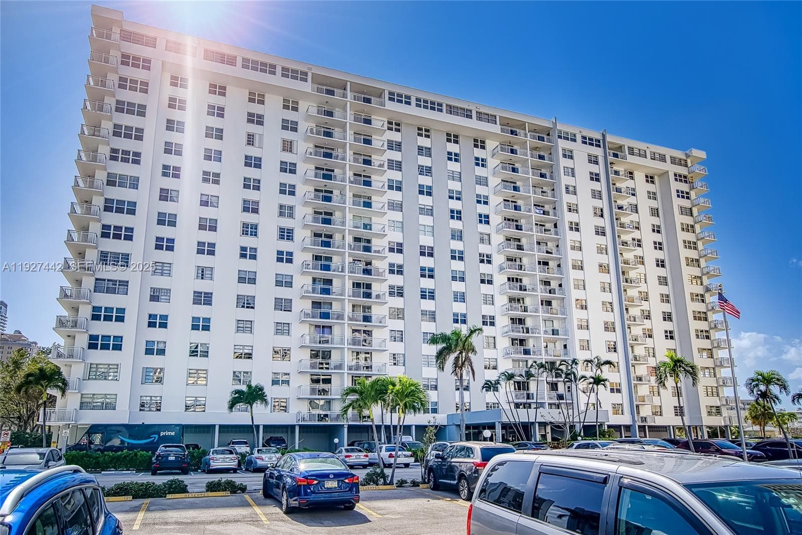Plaza Towers South · #1405 in Hallandale Beach - Photo 8