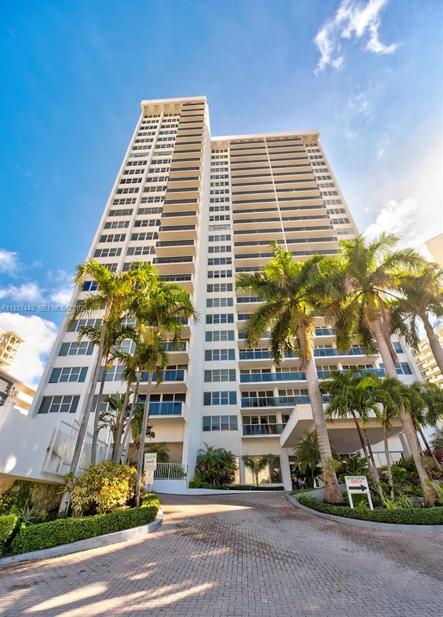 PARKER TOWER CONDO · #511 in Hallandale Beach - Photo 45