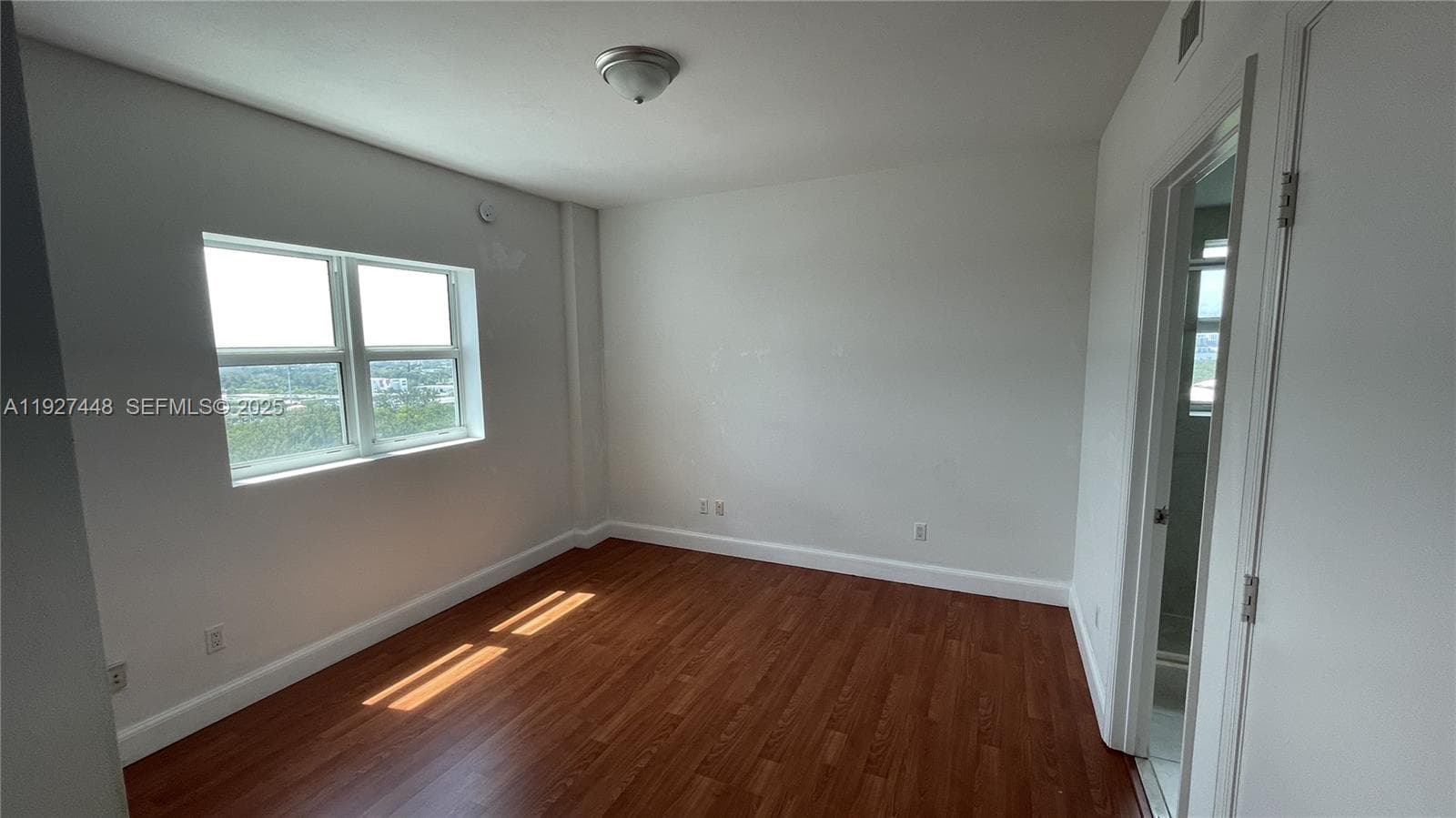 THE OAKS I CONDO · #1901 in North Miami - Photo 16