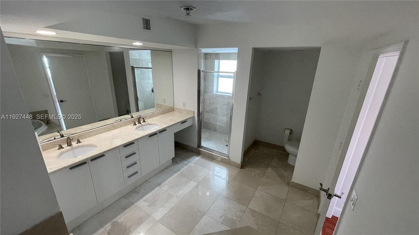 THE OAKS I CONDO · #1901 in North Miami - Photo 11