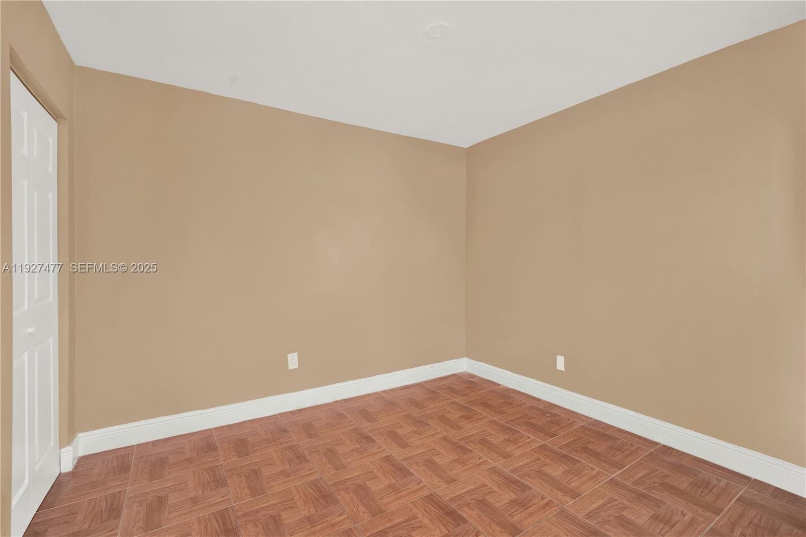 GOLDEN HOUSE CONDO · #207 in Miami Beach - Photo 11