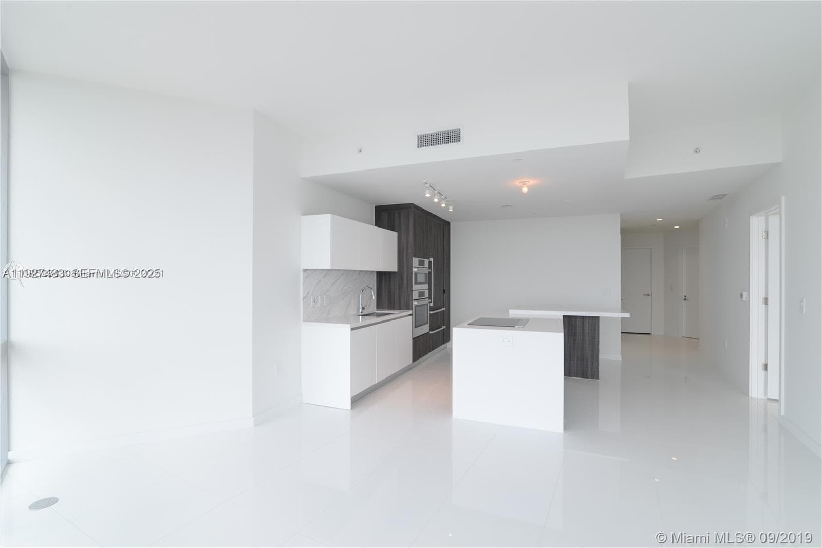 Paramount Miami Worldcenter · #4110 in Miami - Photo 2