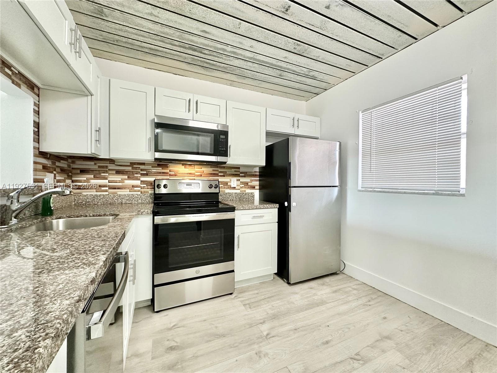 POINT SOUTH CONDO · #349 in Miami - Photo 5