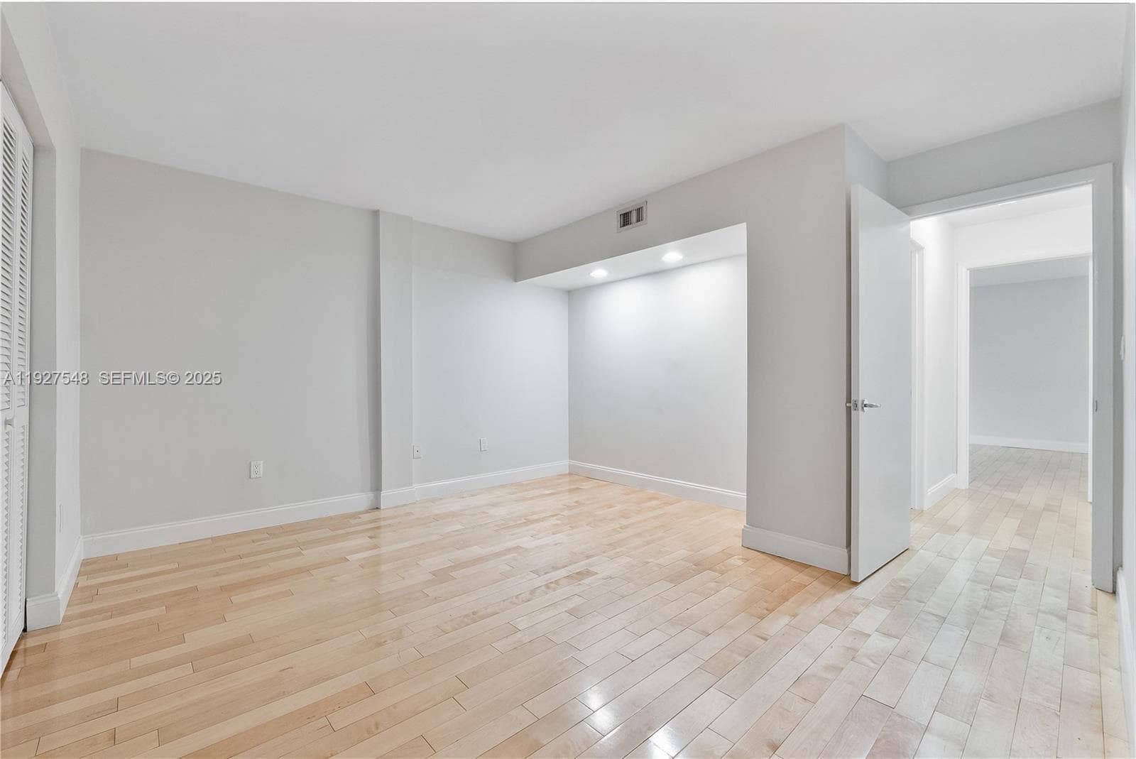 THE MONARCH GROVE CONDO · #PH9 in Miami - Photo 15