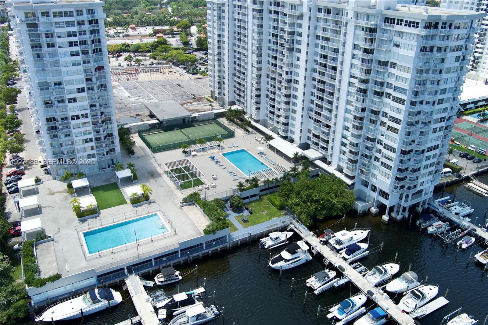 DEL PRADO MARINA · #704 in Aventura - Photo 30
