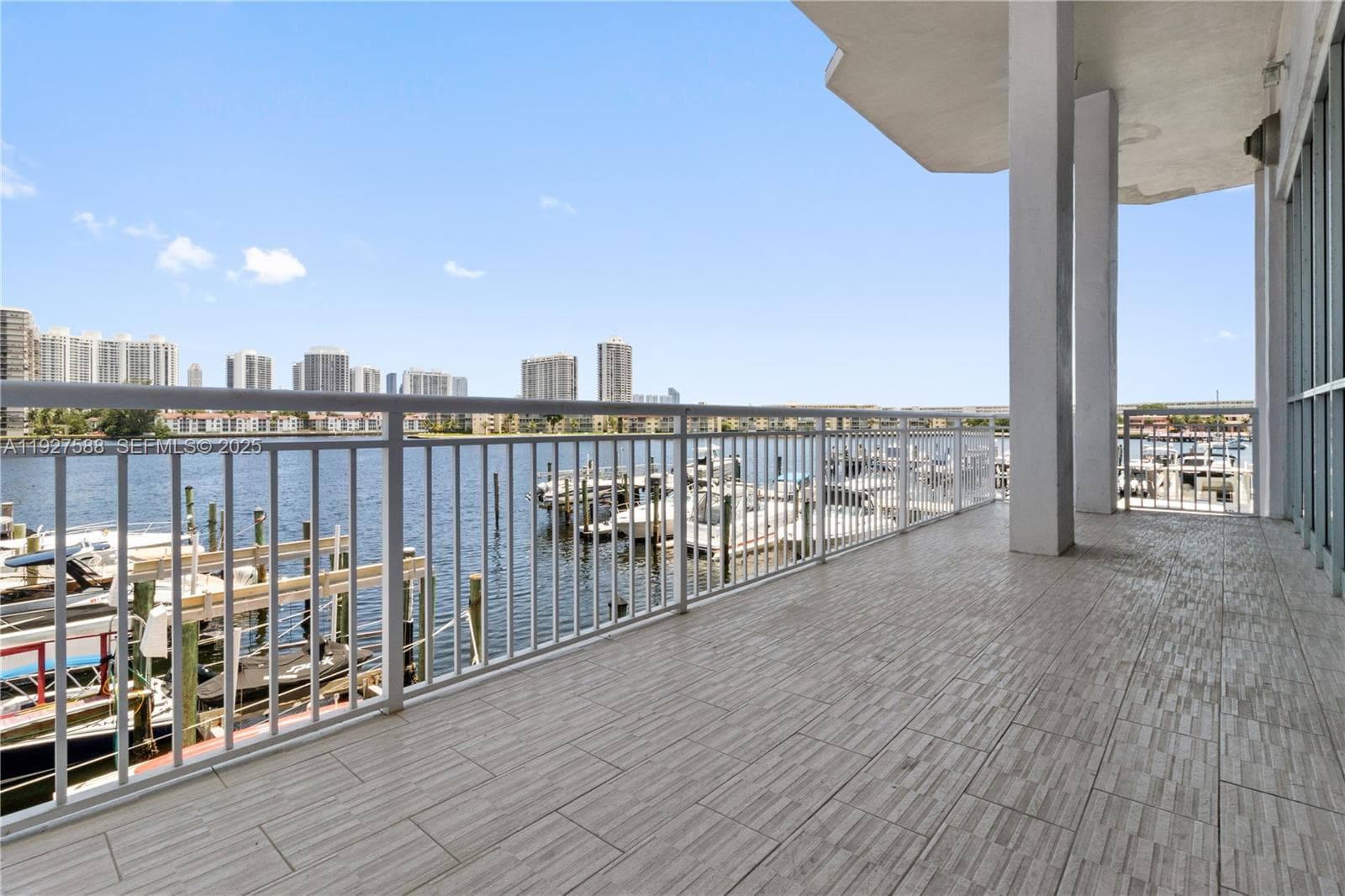 DEL PRADO MARINA · #704 in Aventura - Photo 29