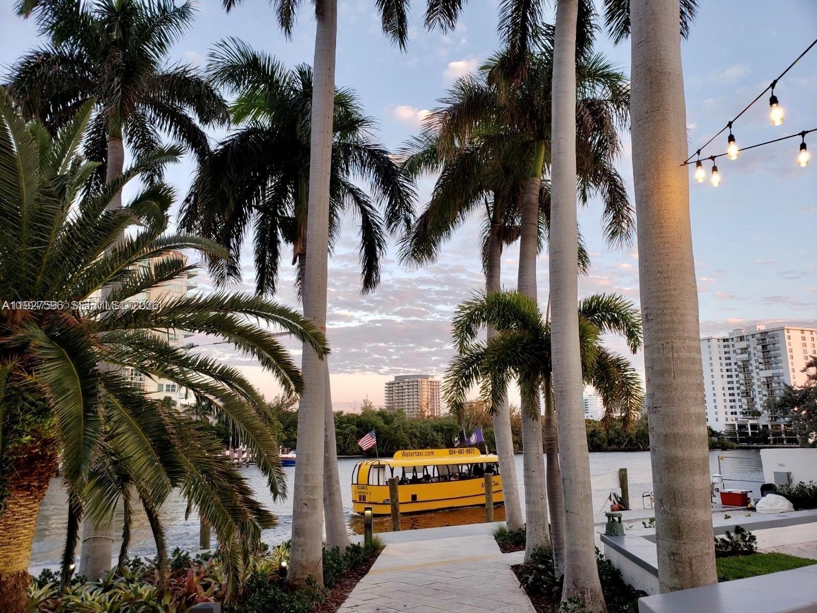 Gallery · #311 in Fort Lauderdale - Photo 13
