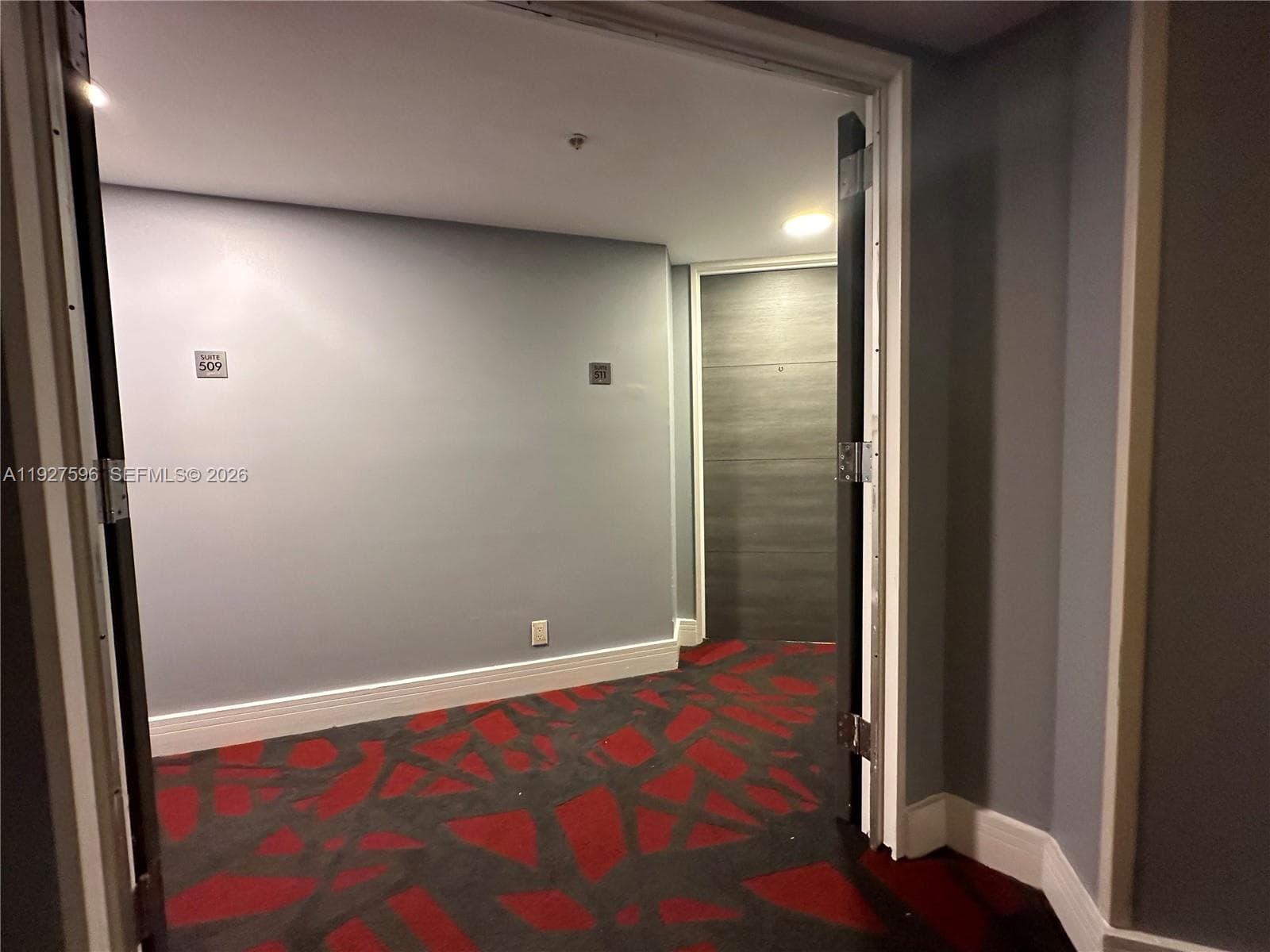 Gallery · #311 in Fort Lauderdale - Photo 12
