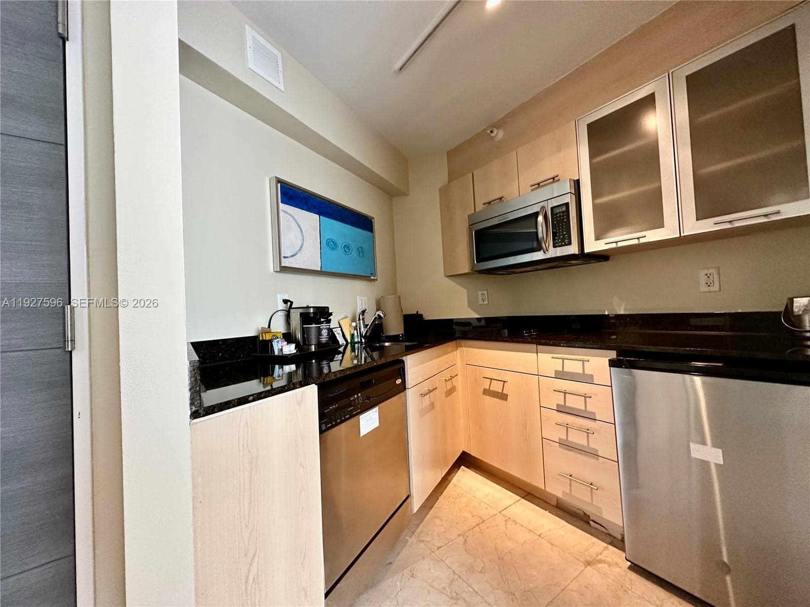 Gallery · #311 in Fort Lauderdale - Photo 7