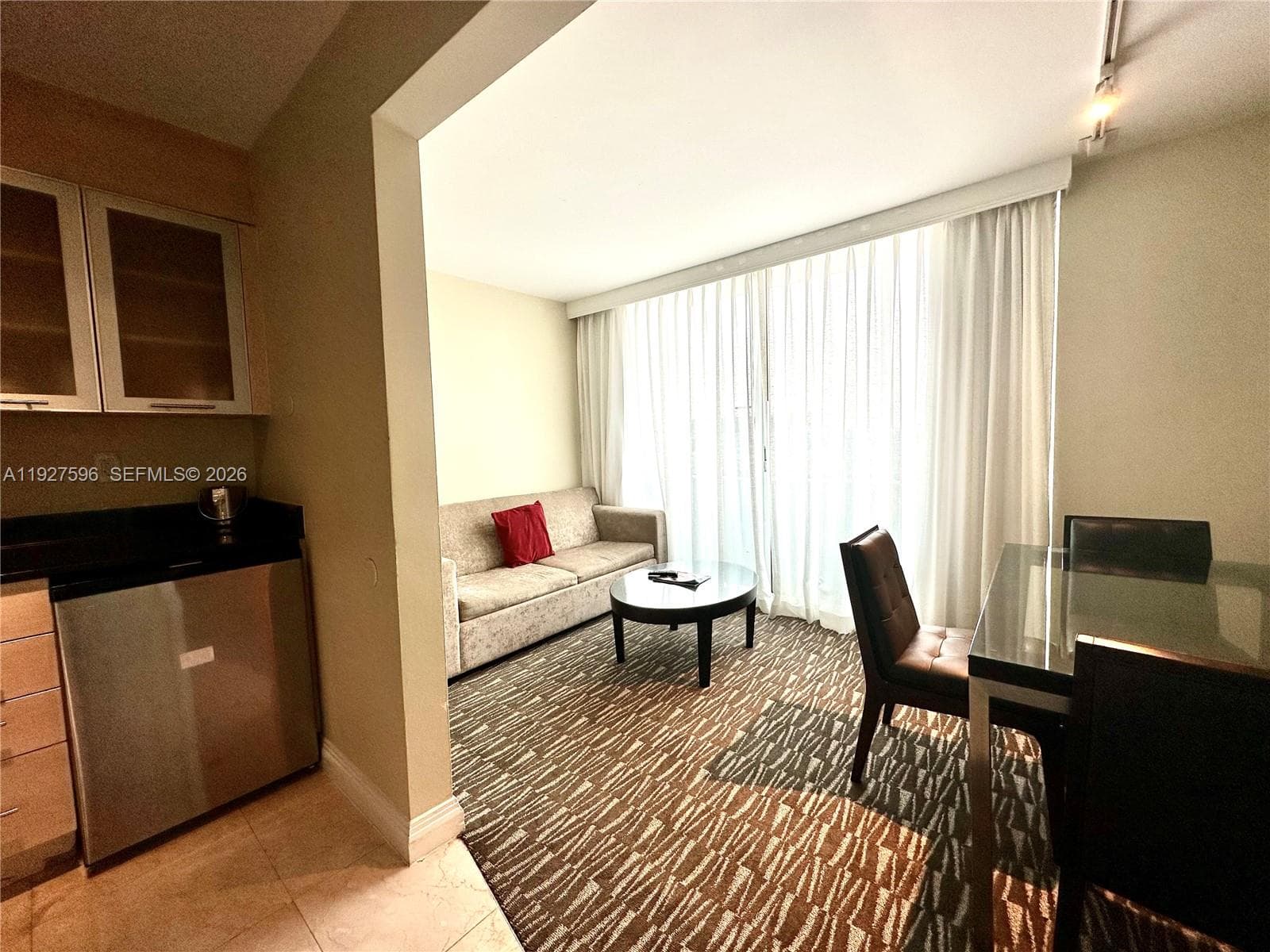 Gallery · #311 in Fort Lauderdale - Photo 10