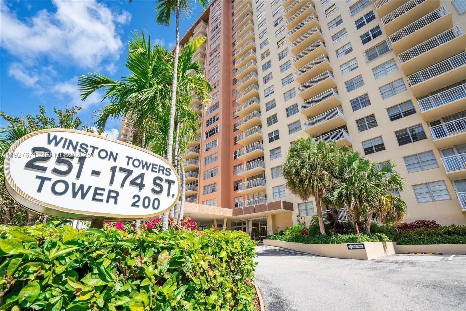 WINSTON TOWERS 200 · #2115 in Sunny Isles Beach - Photo 26