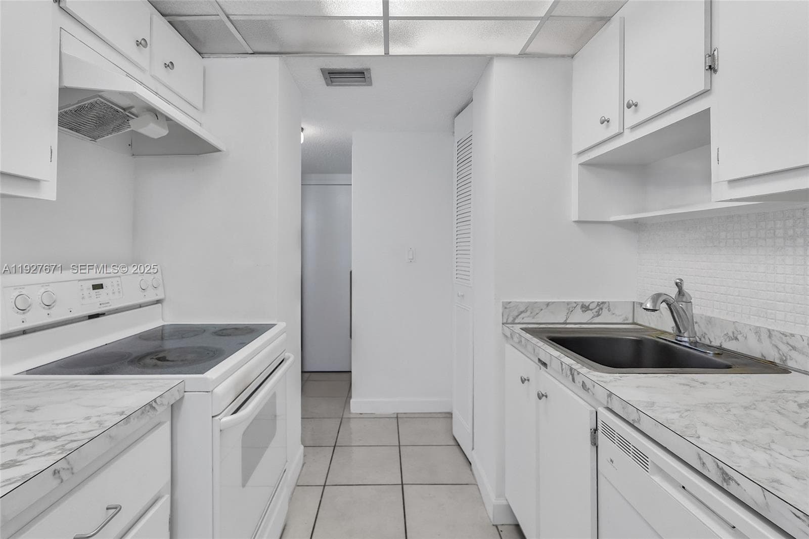 WINSTON TOWERS 200 · #2115 in Sunny Isles Beach - Photo 20