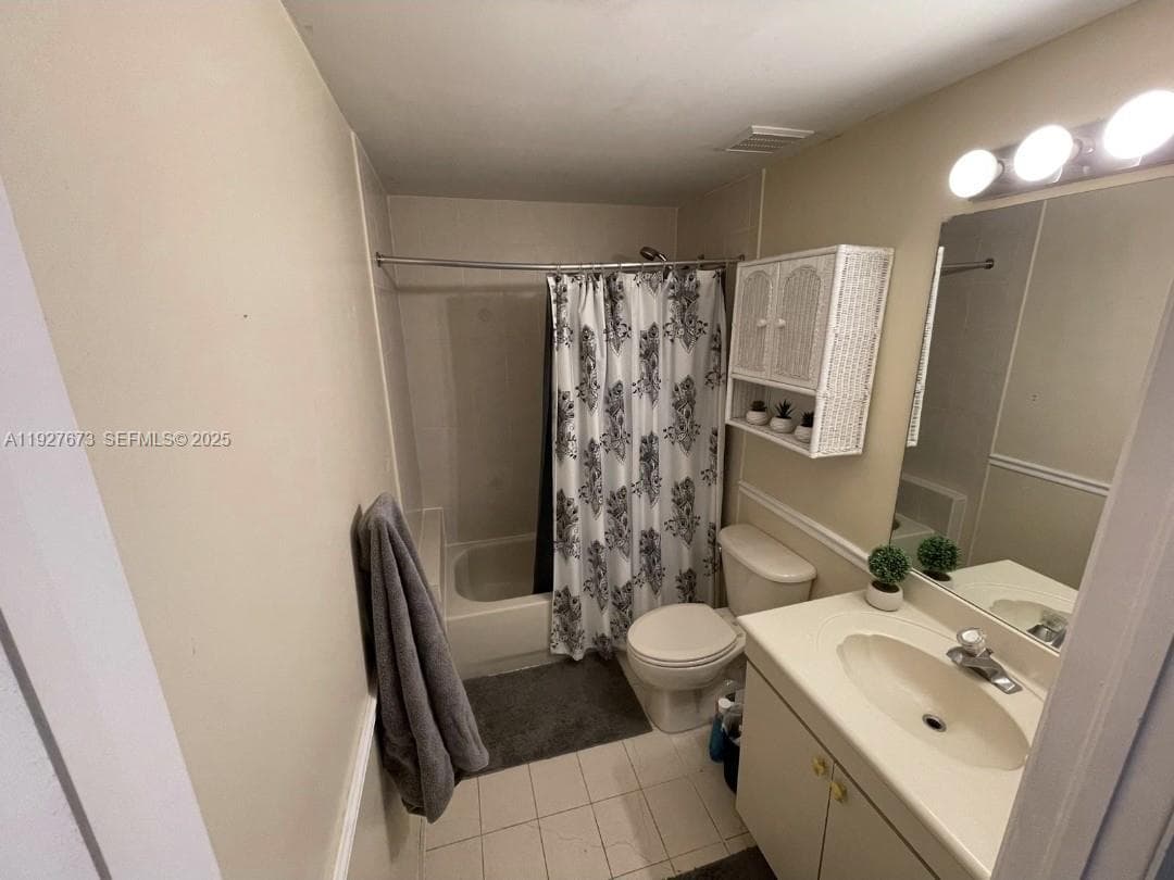THE COURTS AT DORAL ISLES · #404 in Doral - Photo 8