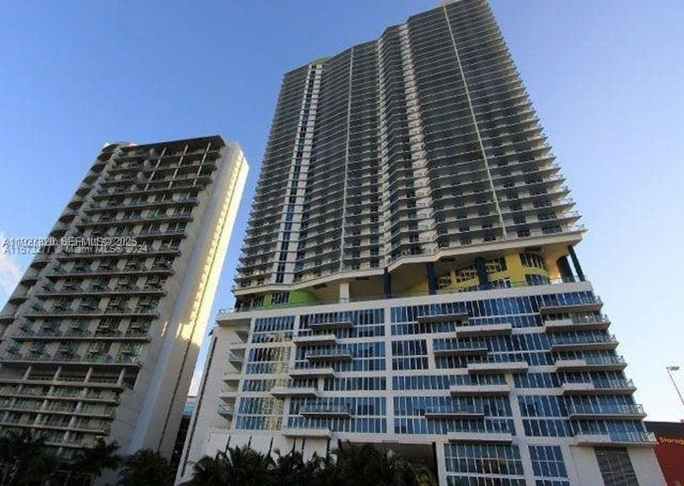 Latitude on the River · #1406 in Miami - Photo 33
