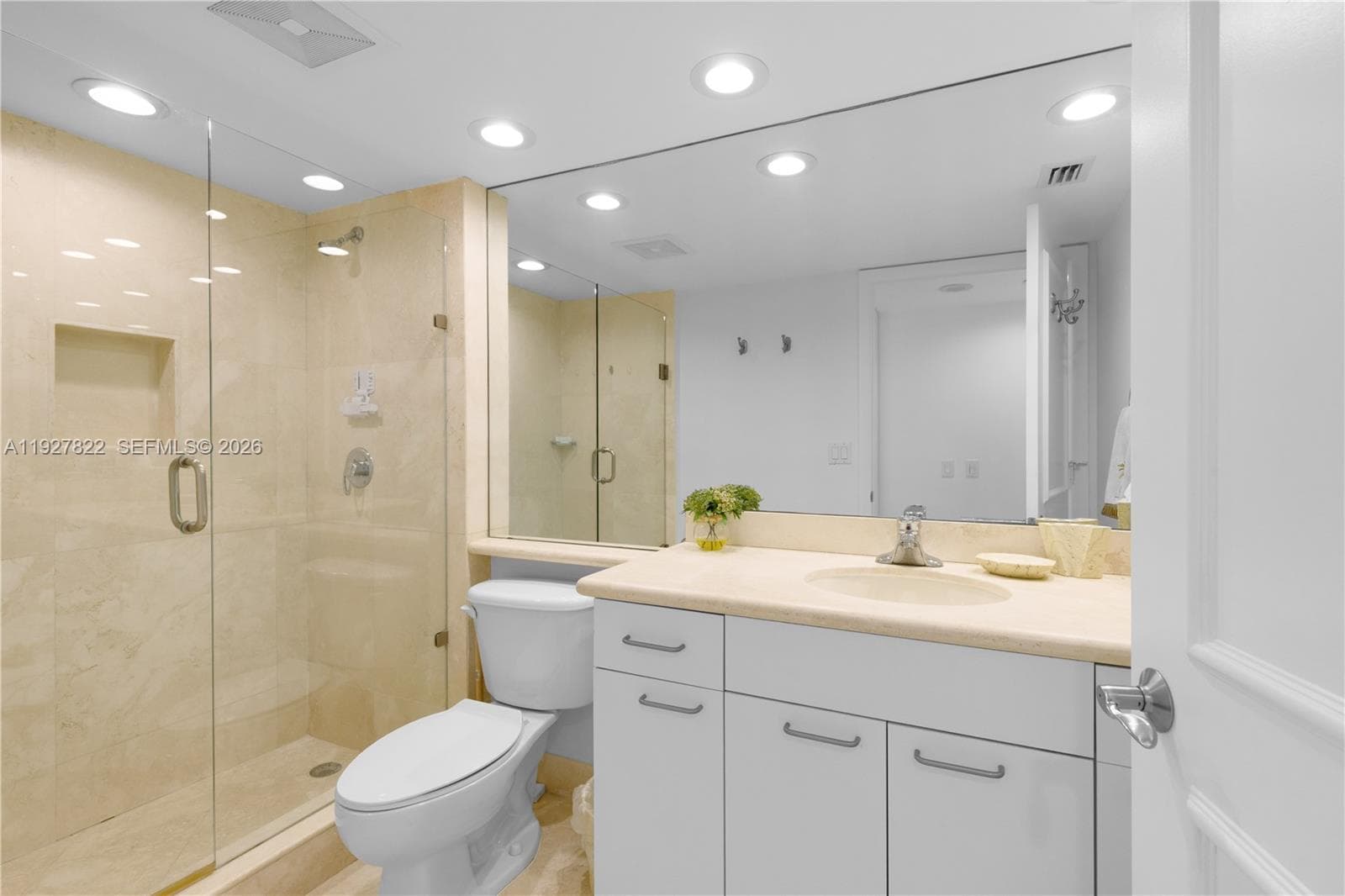 SOUTH TOWER AT THE POINT · #2310 in Aventura - Photo 17