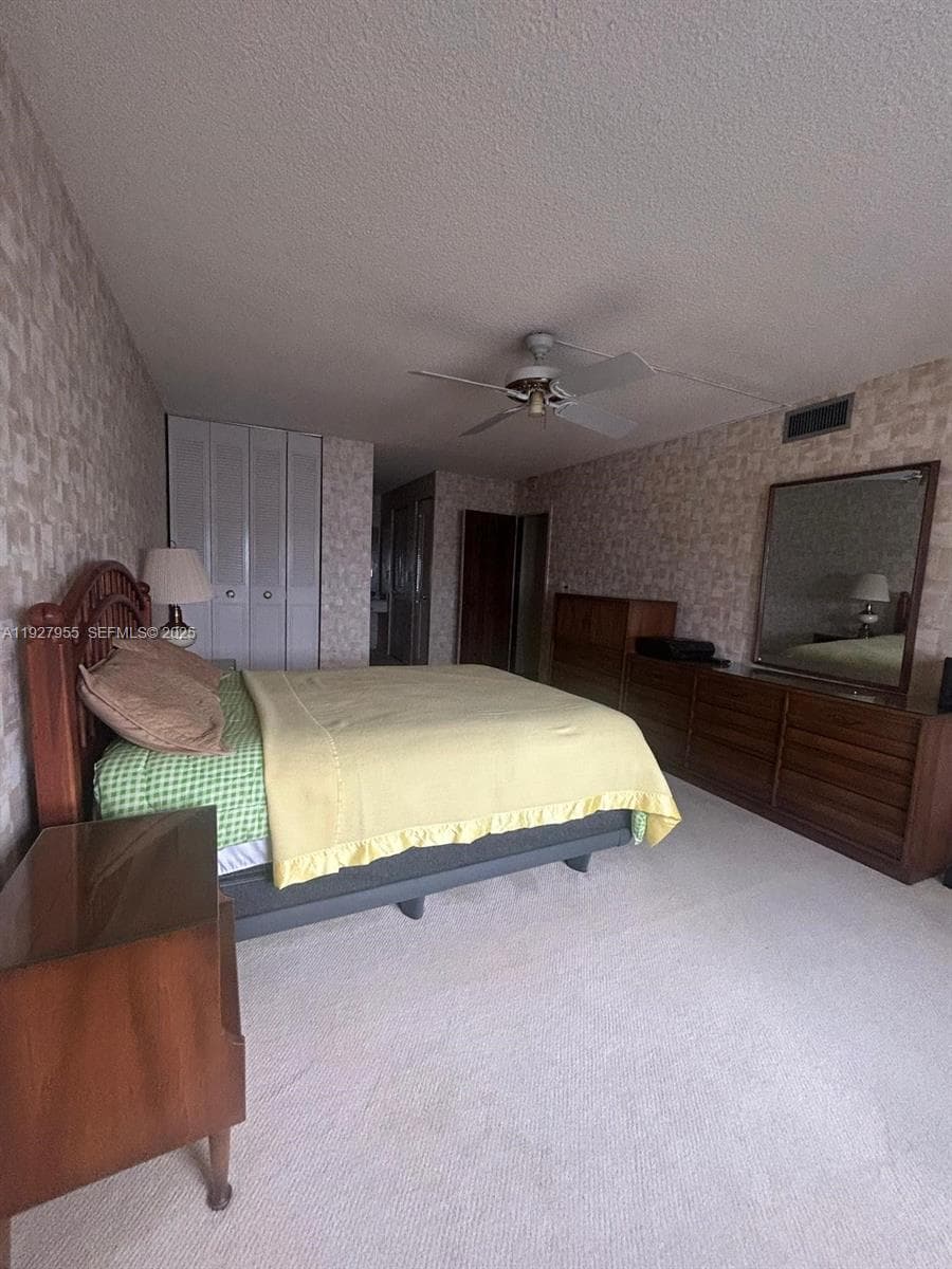 WINSTON TOWERS 200 · #1820 in Sunny Isles Beach - Photo 4