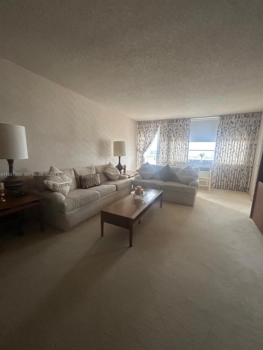 WINSTON TOWERS 200 · #1820 in Sunny Isles Beach - Photo 8