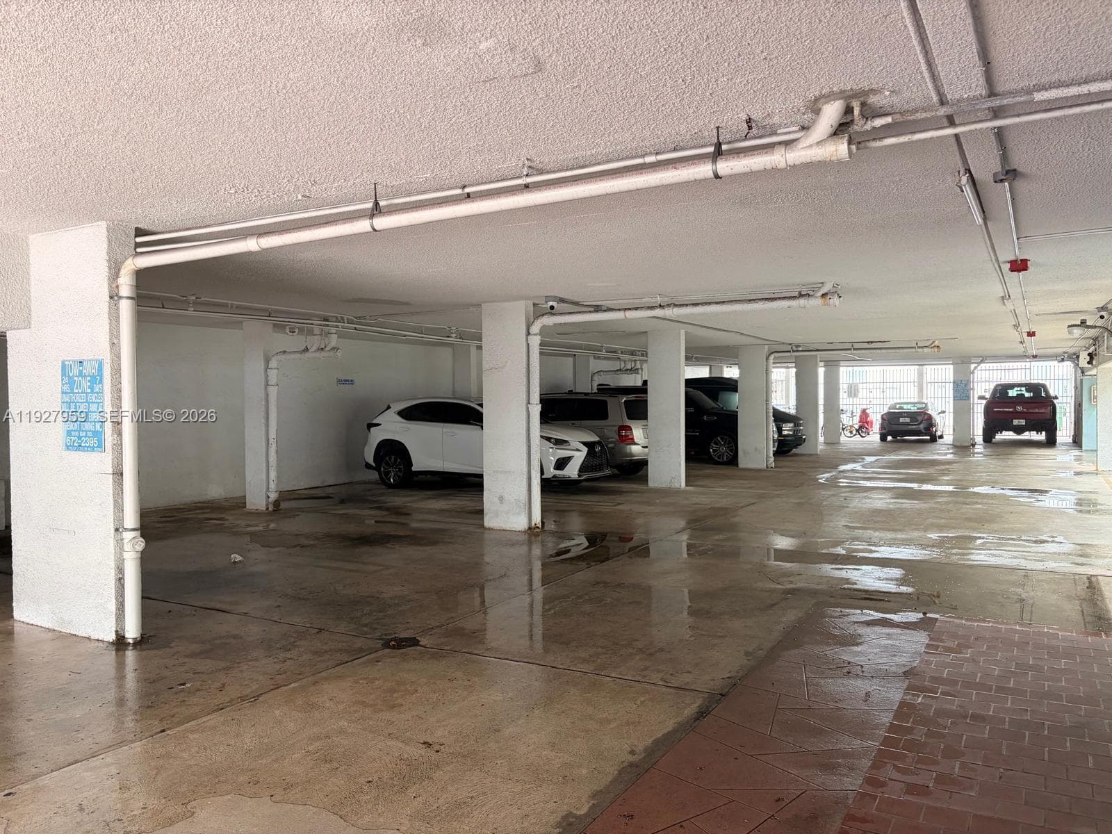 COLLINS VIEW CONDO · #302 in Miami Beach - Photo 3