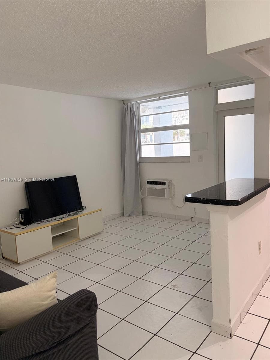 COLLINS VIEW CONDO · #302 in Miami Beach - Photo 15
