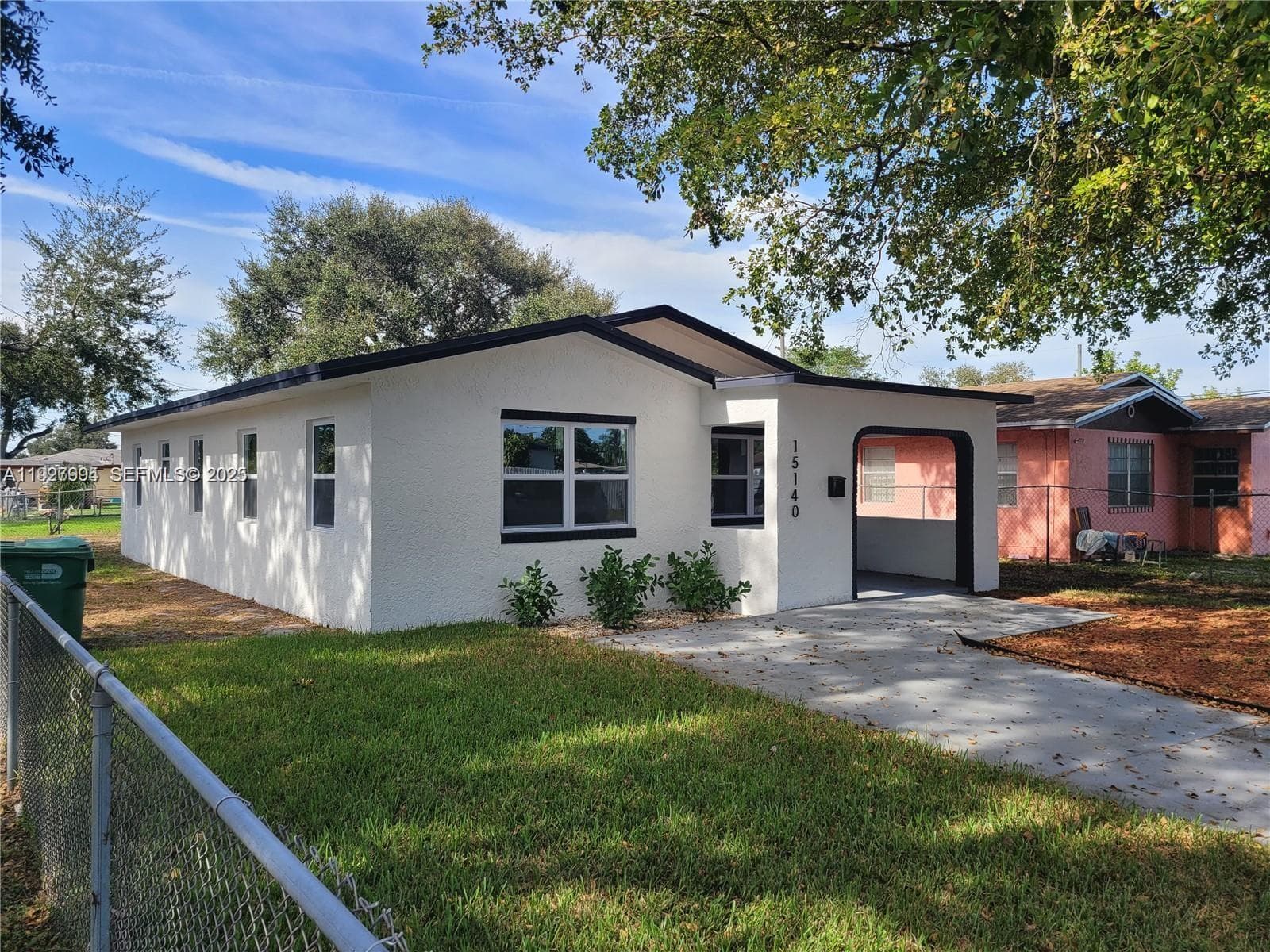 15140 NW 18th Ave photo 2