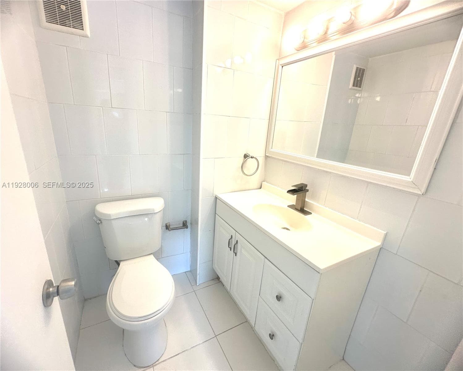 CARIBBEAN BREEZE CONDO · #254 in Sunny Isles Beach - Photo 16